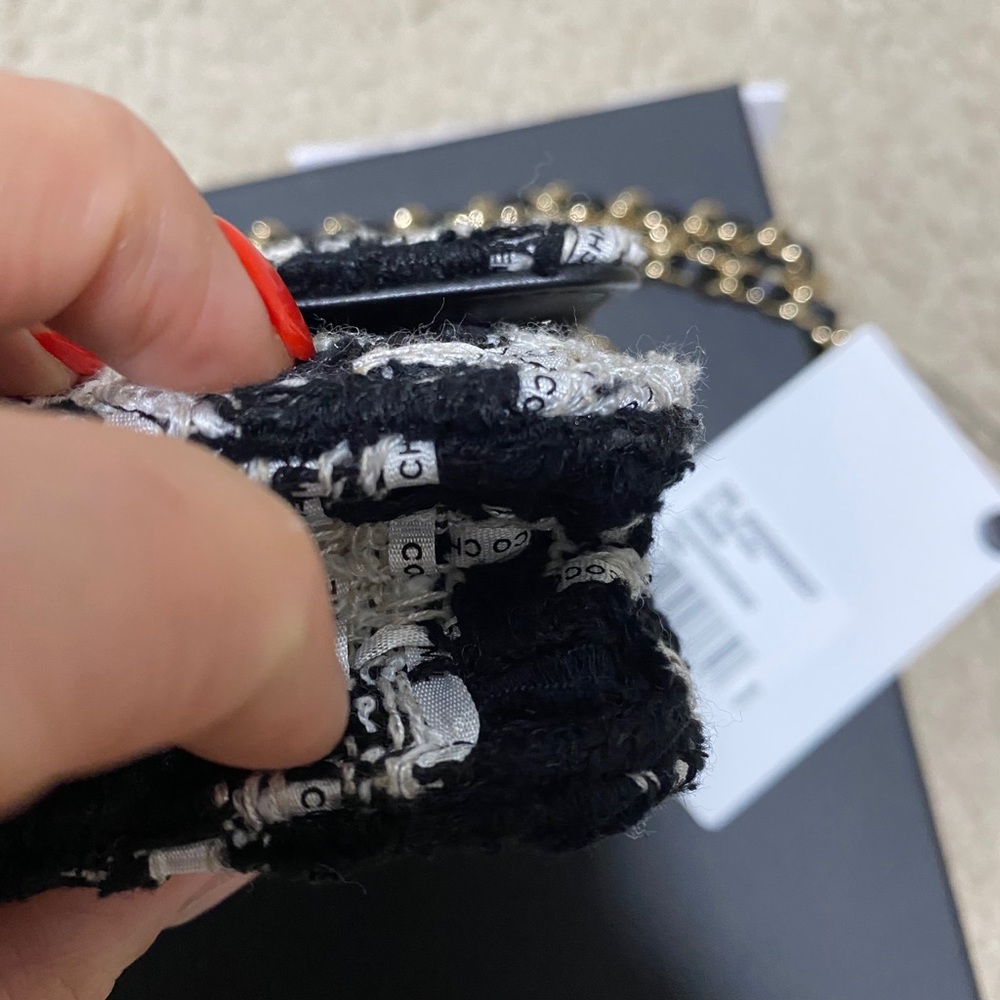 Chanel Tweed Houndstooth Ribbon Woc - Picture 6 of 14